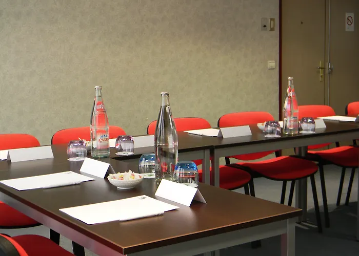 Holiday Inn Paris Montmartre By Ihg